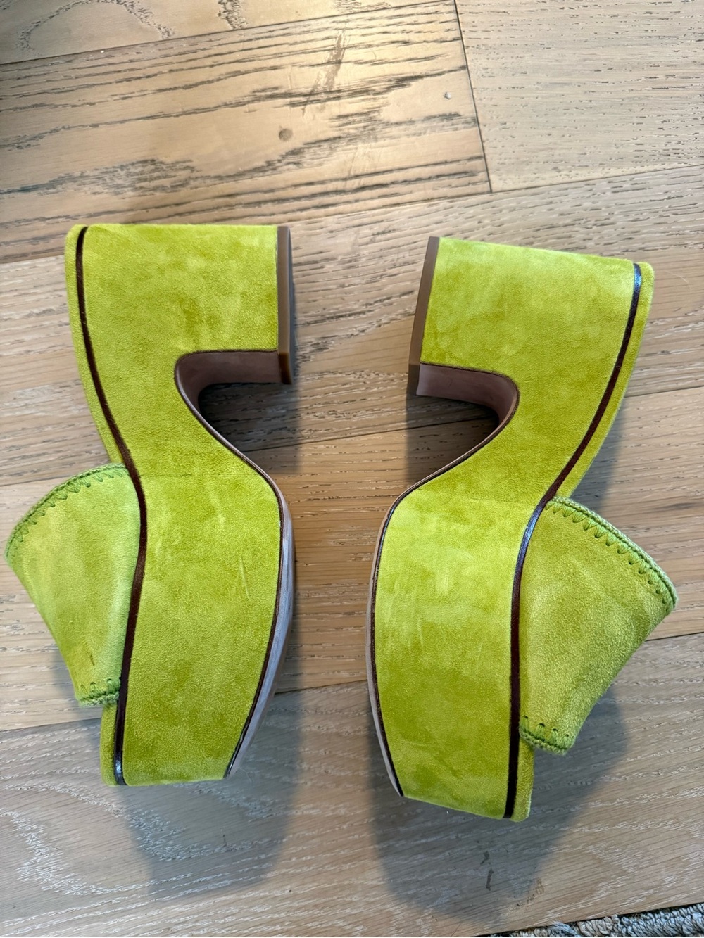 Veronica Beard lime green platform suede mules sandals 9.5 | barbiecore Y2K - Picture 3 of 8